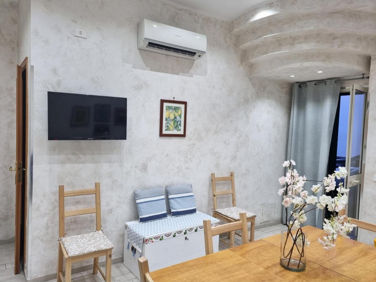 Casa Vacanza Sweet Home Giardini-Naxos Zewnętrze zdjęcie
