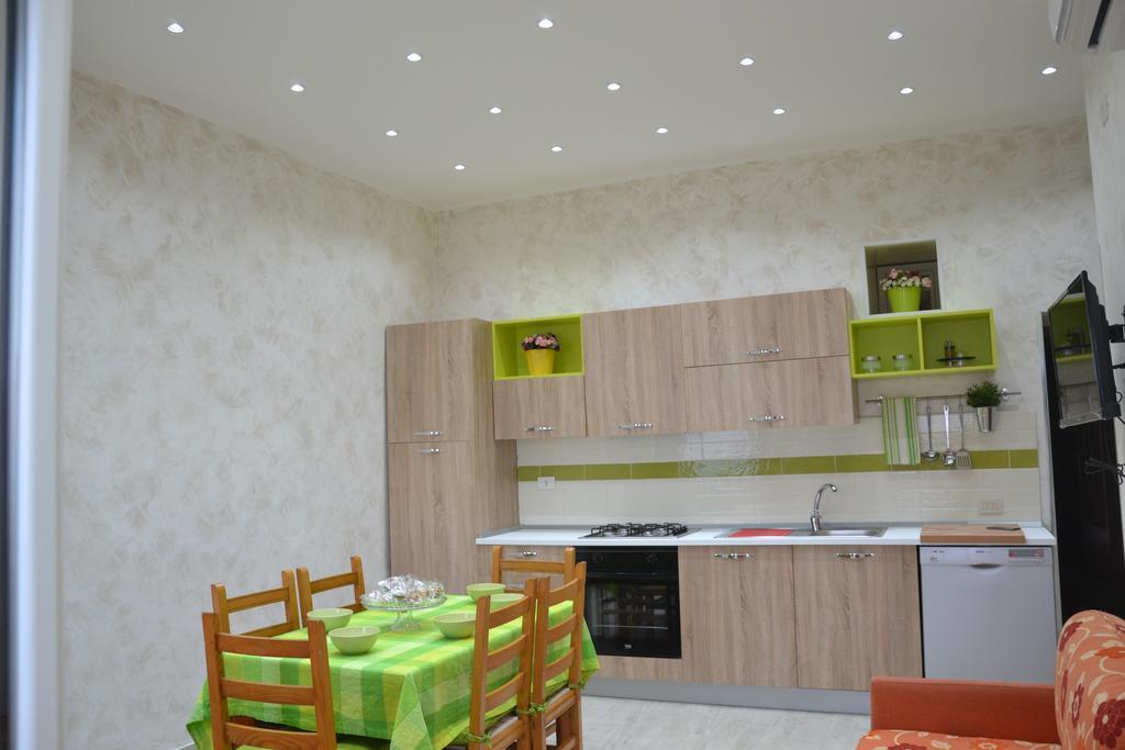 Casa Vacanza Sweet Home Giardini-Naxos Zewnętrze zdjęcie