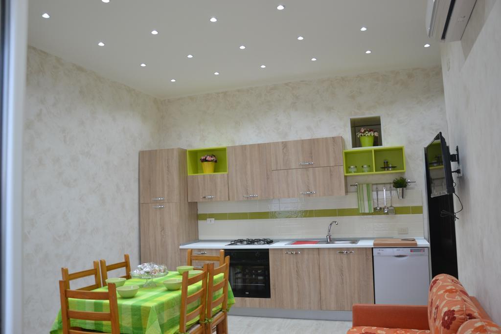 Casa Vacanza Sweet Home Giardini-Naxos Zewnętrze zdjęcie