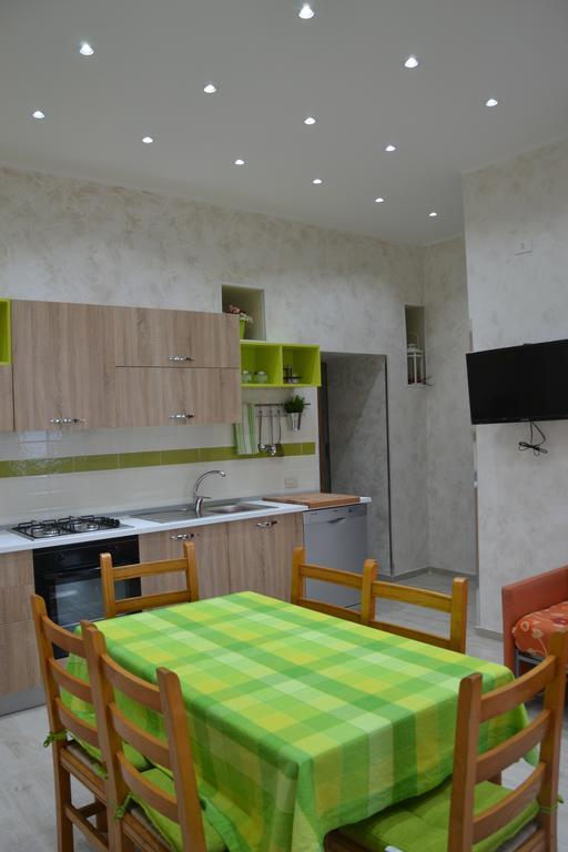 Casa Vacanza Sweet Home Giardini-Naxos Zewnętrze zdjęcie
