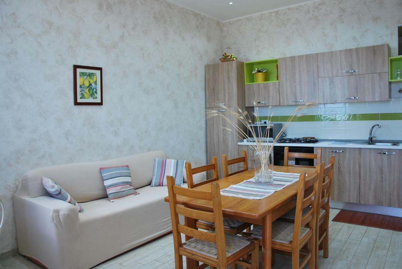 Casa Vacanza Sweet Home Giardini-Naxos Zewnętrze zdjęcie